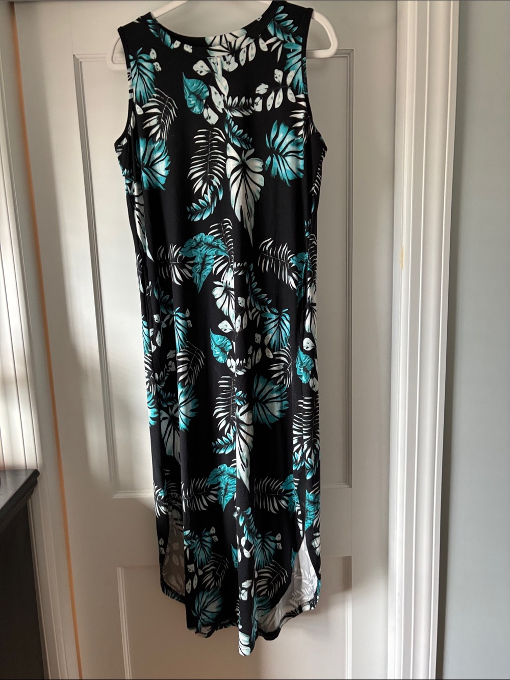 Sleeveless Black Tropical Print Maxi Dress - Teal & White